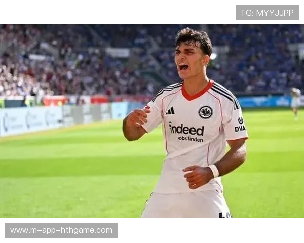 法兰克福边卫布朗引发豪门关注，转会成为热议话题，法兰克福到布鲁塞尔多少公里